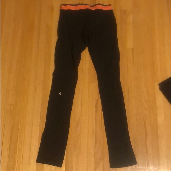 Lululemon Black Leggings (Size 4) - Picture 2 of 2